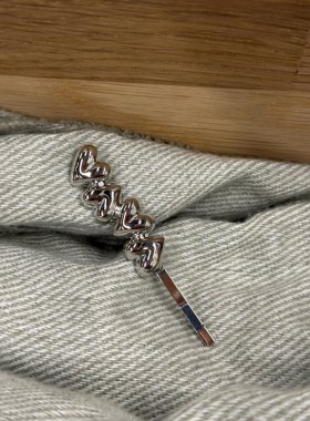 vogueess自制韩代同款简约错落爱心一字发夹金属刘海边夹少女百搭