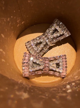 vogueess迷你精致锆石蝴蝶结发夹新款小众设计双层质感刘海边夹饰