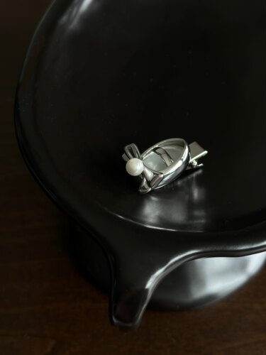 迷你款少女的玛丽珍鞋发夹