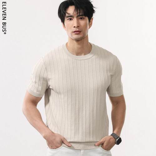[Summer Vibes] Men’s slim-fit textured crew-neck cable knit