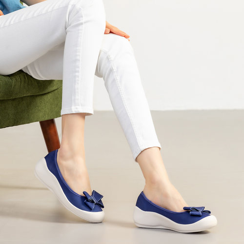 因爱乐诗优雅蝴蝶结浅口透气单鞋