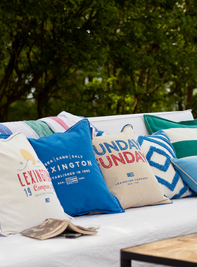 Lexington棉标志刺绣靠垫沙发蓝色抱枕橙柚沙滩客厅方靠字母靠垫