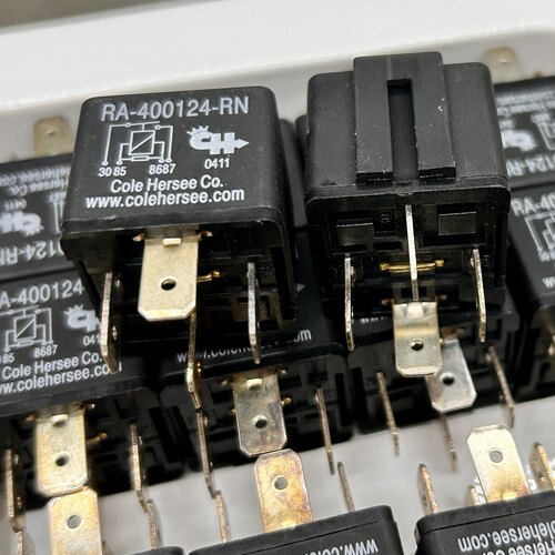 包邮全新原装 HFV4 024-1H1GR HFV15 24-H1TJ-R JD2912 ZTV4/24-H