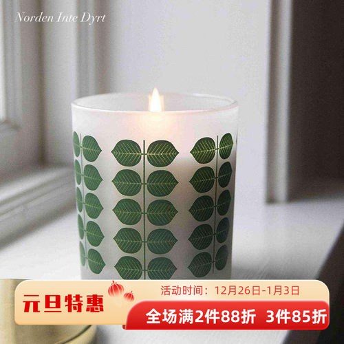 冬日氛围香氛蜡烛香薰烛台