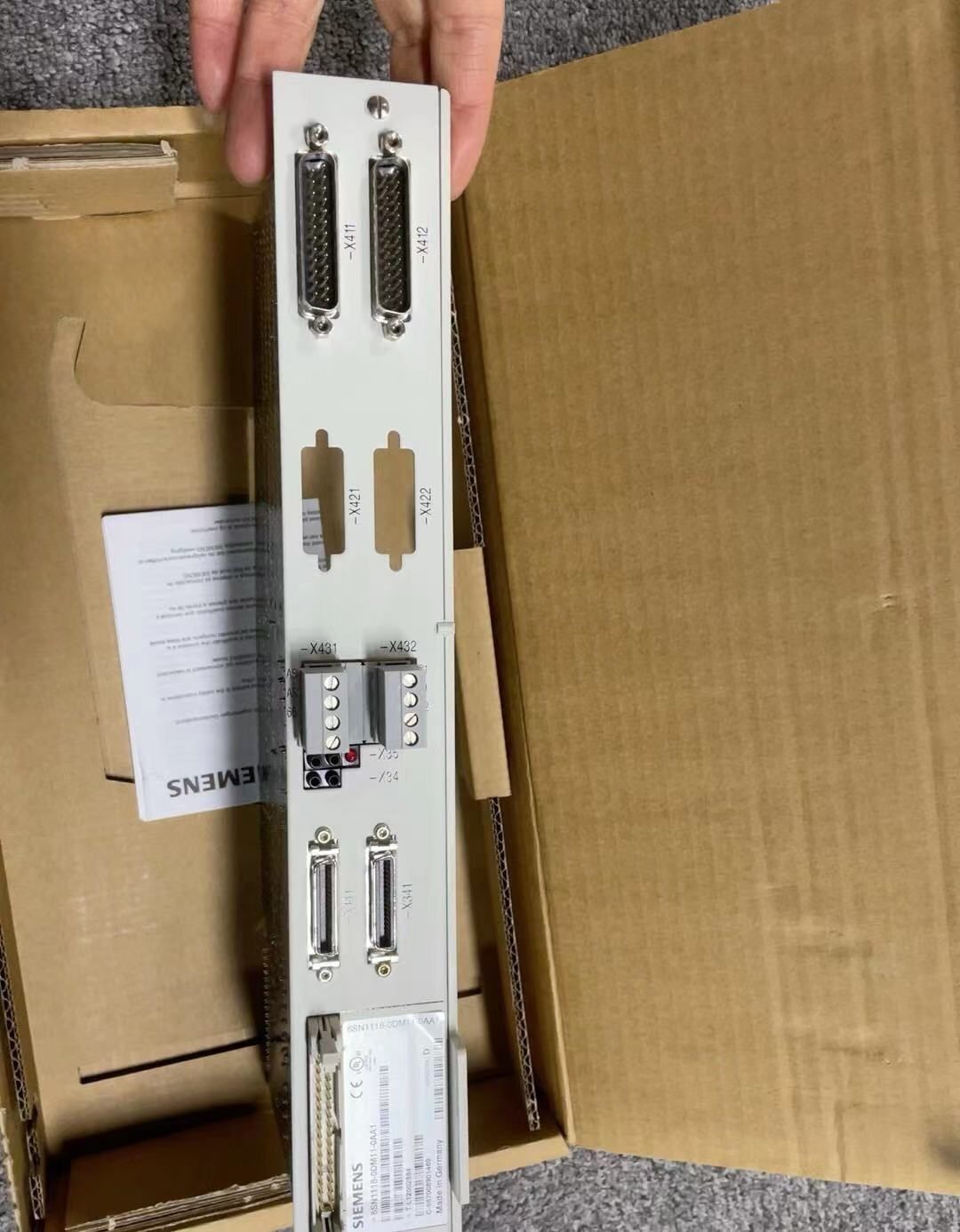 6sn1118-0dm13-0aa1现货611d伺服驱动轴卡6sn1118-odm13-oaa1