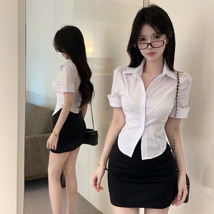 漂亮的御姐有杀气-傻气纯欲风修身收腰白短袖衬衫黑包臀短裙辣妹