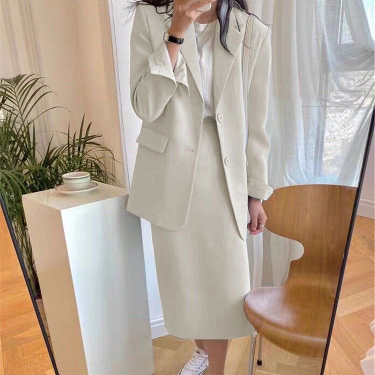 西服套装女半身裙2026春秋新款气质简约休闲时尚外套裙套装两件套
