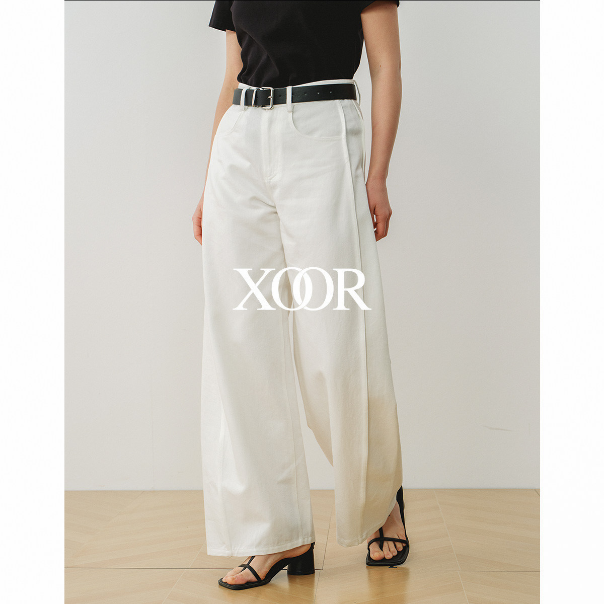 XOOR天丝棉美式弯刀阔腿牛仔裤女2026春白色侧边拼缝显高显瘦长裤 - 实物图