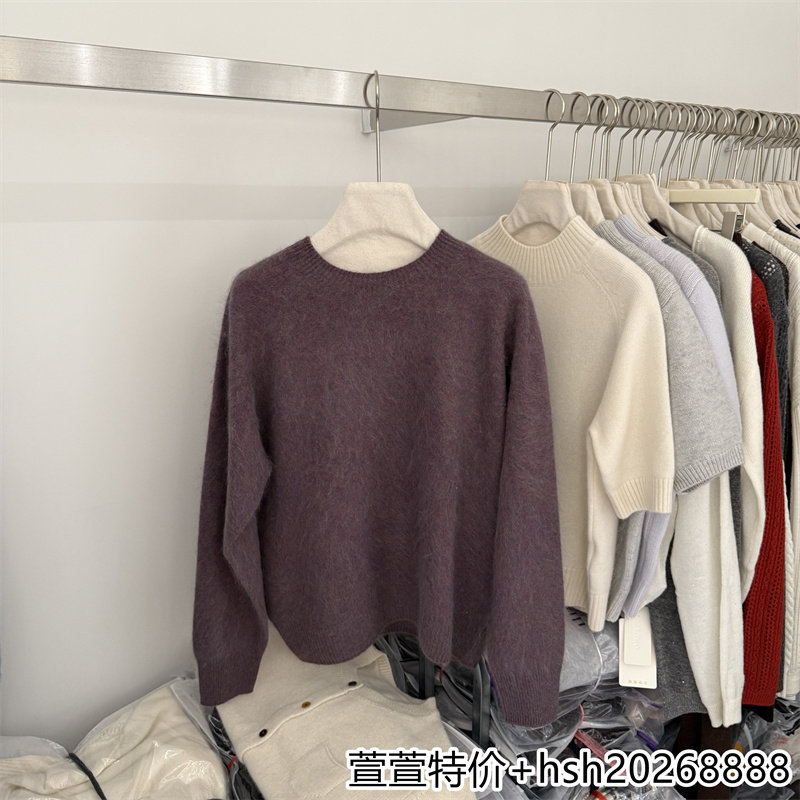 欧洲站2026秋冬新款简约百搭圆领宽松显瘦柔软亲肤针织毛衣上衣女