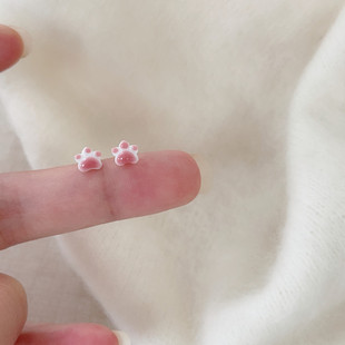 S925纯银针新款 粉色猫爪奶里奶气耳钉女小巧学生可爱甜美耳饰新款