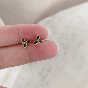 潮耳环 迷你幸运草祖母绿耳钉女小众设计感简约小巧耳饰2024年新款