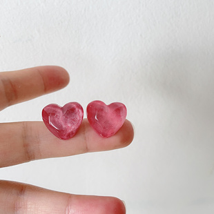 新款银针小巧树脂粉爱心耳钉女简约气质百搭耳环2025爆款小众耳饰