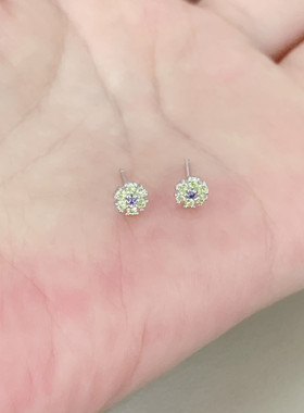 S925纯银苹果绿锆石雪花小耳钉精致养耳免摘清新甜美小众简约耳饰