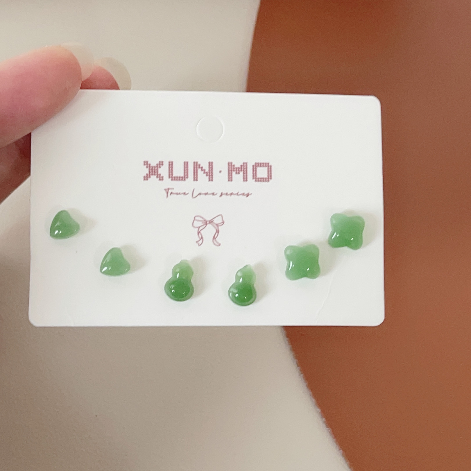 青绿色小葫芦生物瓷耳钉套装女可爱甜美防过敏简约百搭耳饰免摘