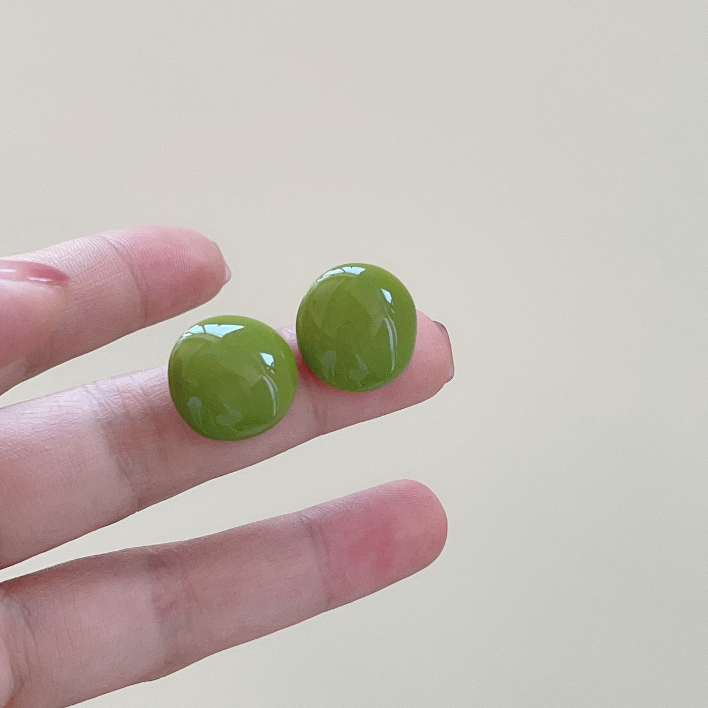 夏季新款几何绿色滴油圆球耳钉925银针小众简约显白气质复古耳饰