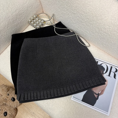 十三行秋冬新款韩版百褶荷叶边拼接半身裙加厚毛呢高级感a字短裙