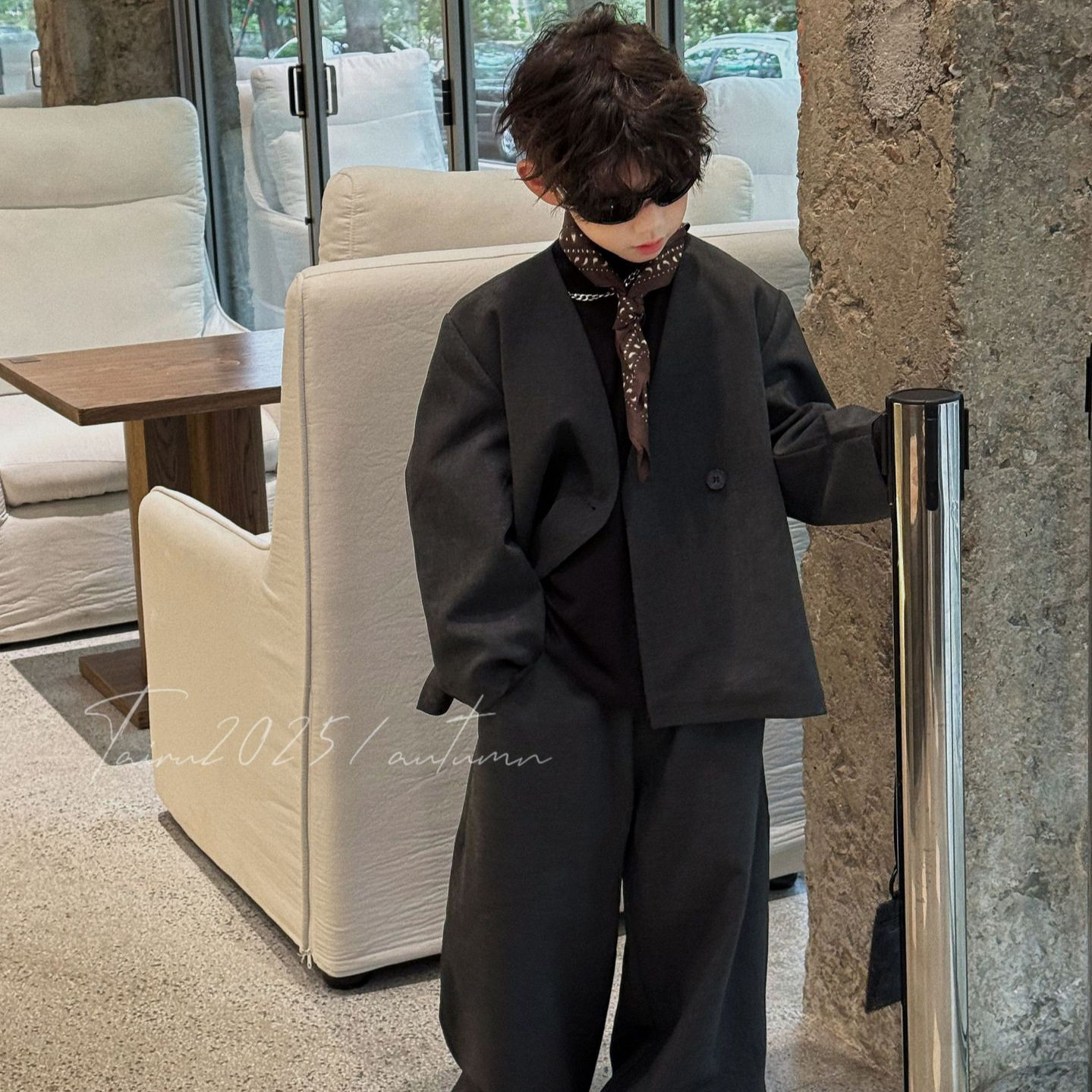 泰如2025秋季新款儿童感宽松休闲西服套装男童设计感小众西装