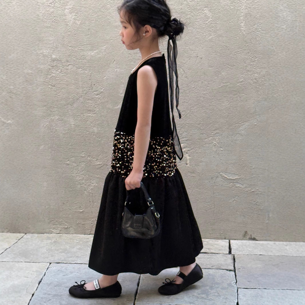 童裙2026春款女宝宝韩版纯色亮片无袖连衣裙儿童休闲简约背心裙子
