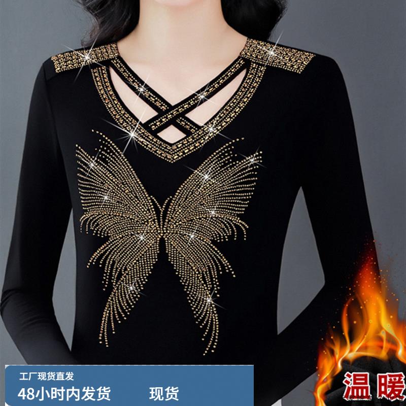 今年流行的爆款女装极简高级感穿搭2025秋冬妈妈重工洋气打底衫