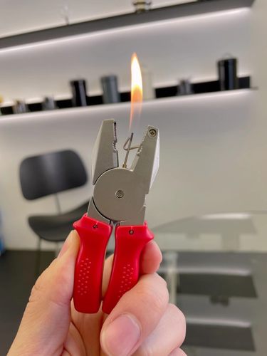 搞怪奇葩老虎钳工具模型打火机