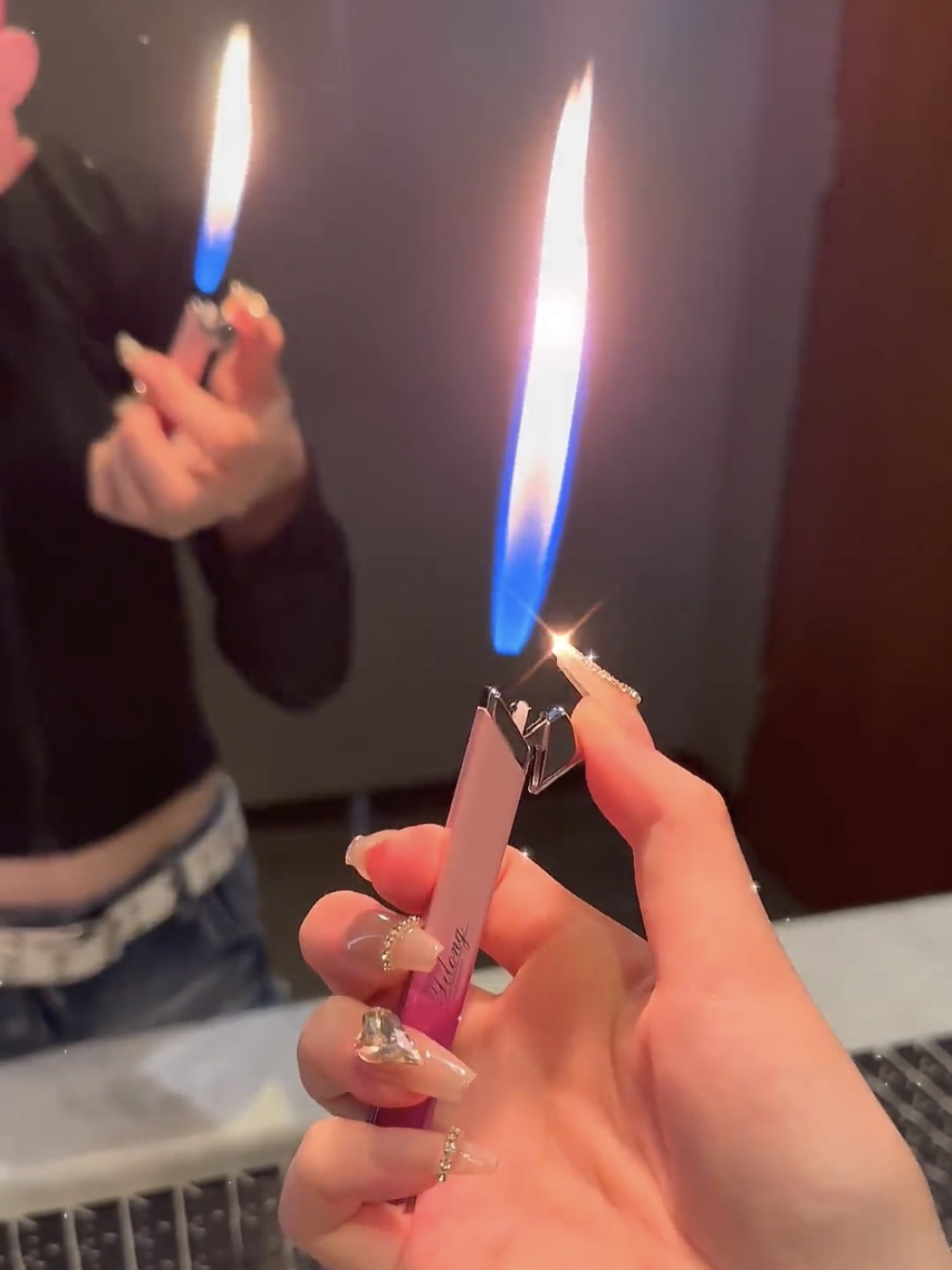 抖音网红便携小巧细迷你打火机高颜值充气创意个性送男友女生礼物