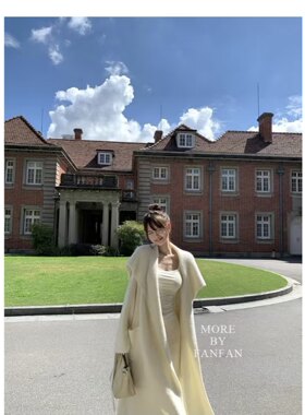2025韩版复古风大翻领斗篷女秋季新款慵懒风过膝气质系带毛衣外套
