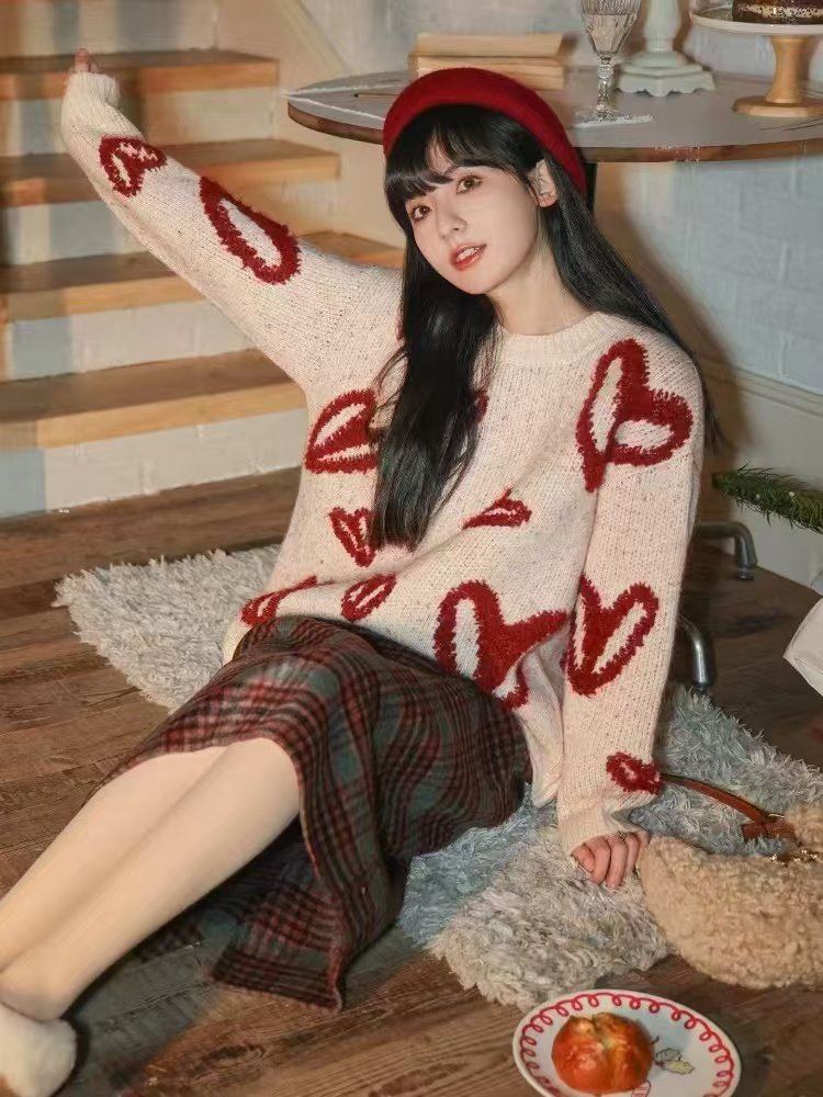慵懒风设计感套头爱心针织衫女秋冬温柔软糯毛衣宽松小众别致上衣