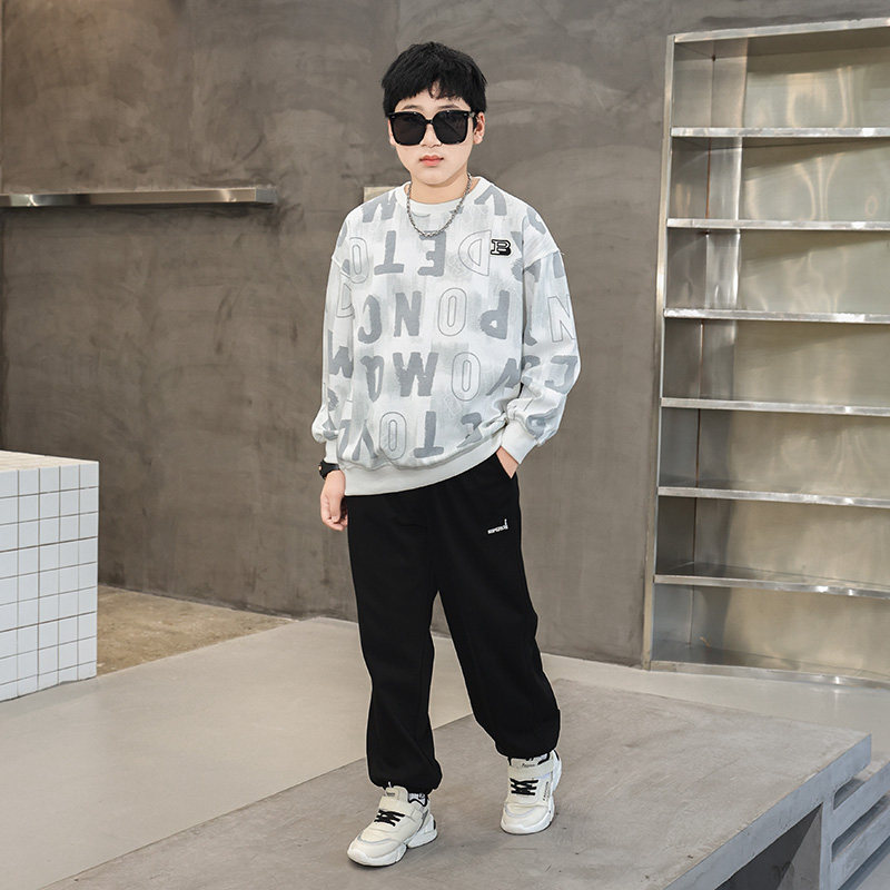 胖童装男童加肥加大长袖t恤春装卫衣中大童宽松儿童大码春季体恤