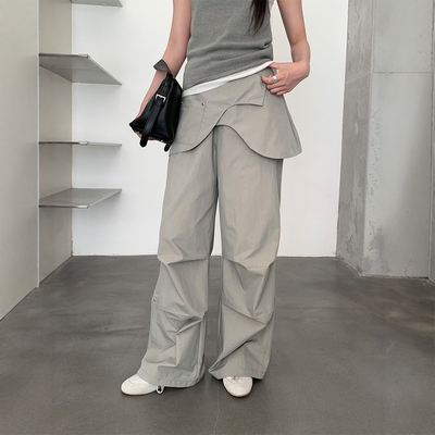 FN潮酷不规则撞钉屁帘宽松工装裤