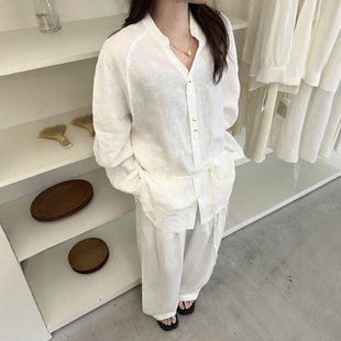 03681 FN爱与南希2026春夏气质纯亚麻轻薄透气V领插肩宽松百搭衬衫