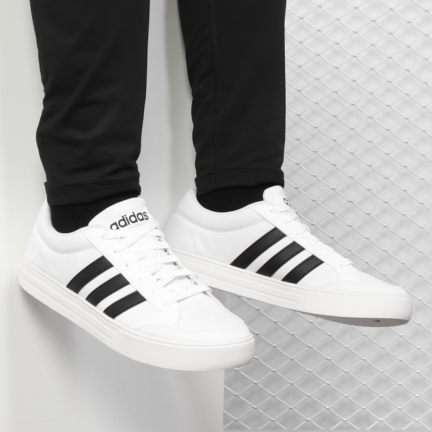 阿迪达斯VSSET男子低帮休闲板鞋