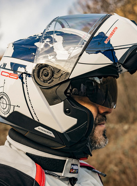 德国SCHUBERTH舒伯特C5揭面盔摩旅出游骑行头盔冒险越野旅行盔