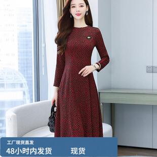 长袖连衣裙女士2026新款春秋款小个子中年妈妈早春装漂亮裙子