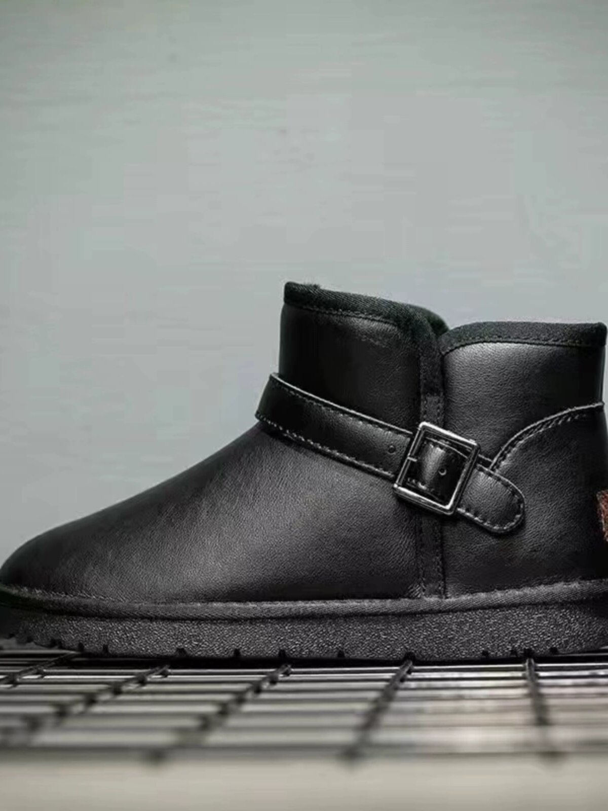WINTER SHORT SNOW BOOTS MENS FLEECE WATERPROOF LEATHER COTTON BOOTS THICKENED WARMTH NON-SLIP MENS COTTON SHOES PLUS SIZE BREAD SHOES