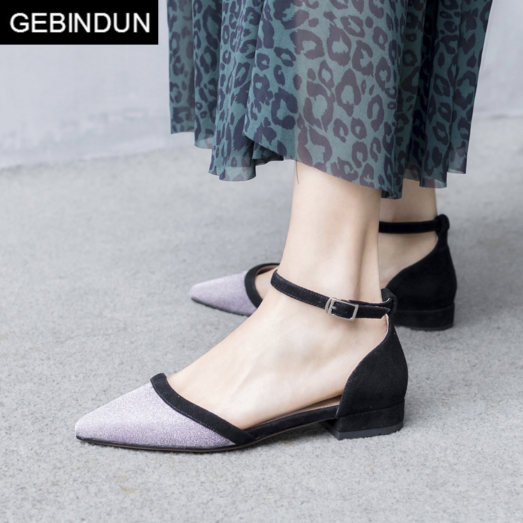 GEBINDU轻奢blingbling金粉包头浅口凉鞋女夏新品一字扣平底鞋甜