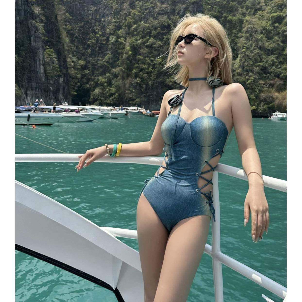 夏季泳衣女款2026新款连体高级感保守比基尼纯欲海边度假牛0508z