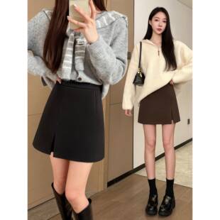 短裙女2026新款高腰侧开棕色配靴子包臀黑色a字毛呢半身0210e