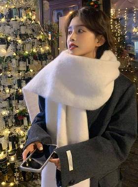 秋冬洋气百搭女士围巾披肩白色加厚保暖大女冬季20新款围脖1010c