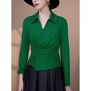 春夏绿色V领衬衫 洋气减龄收腰显瘦不规则上衣0320z 女士2026新款