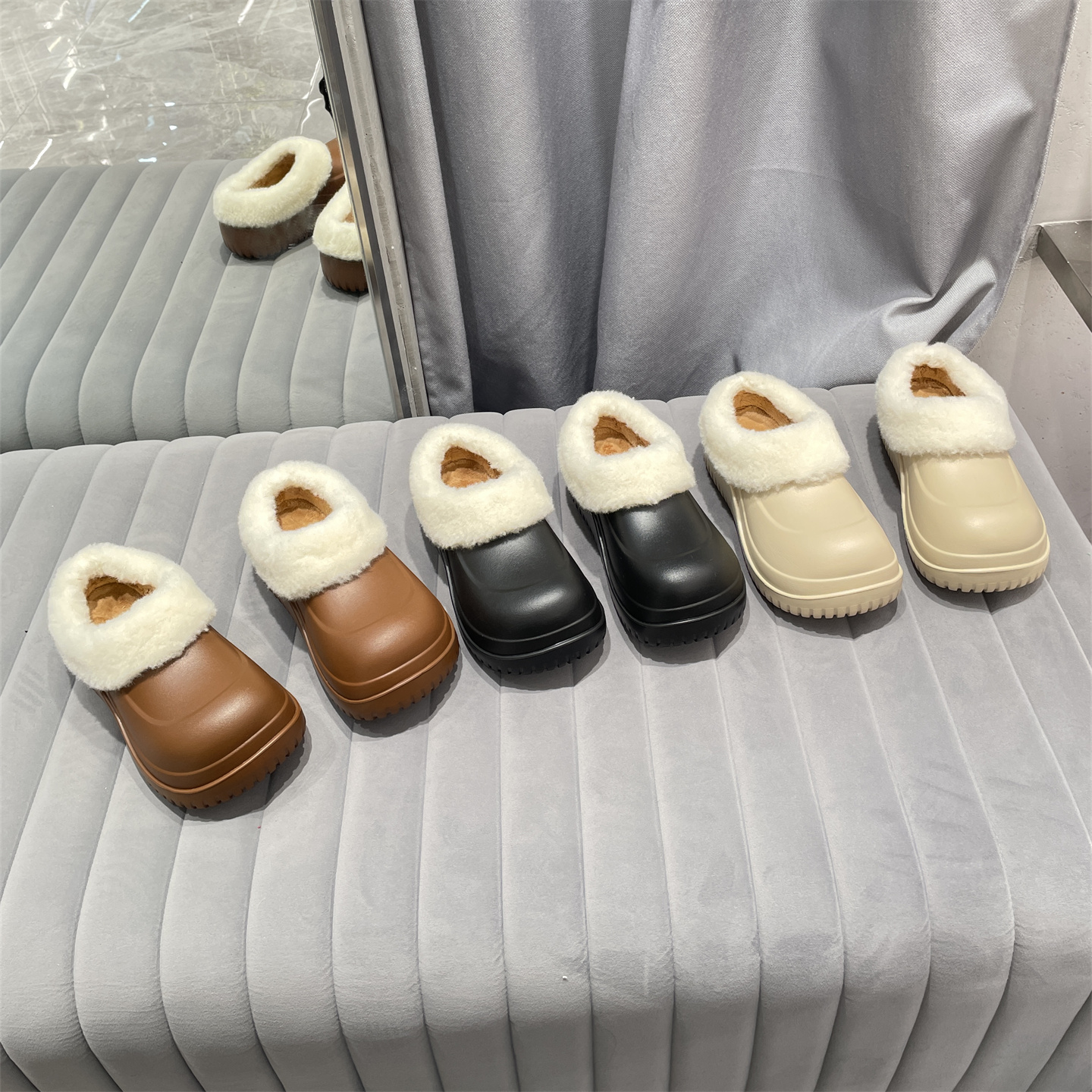 乐魔欧洲站冬款大头羊毛雪地靴