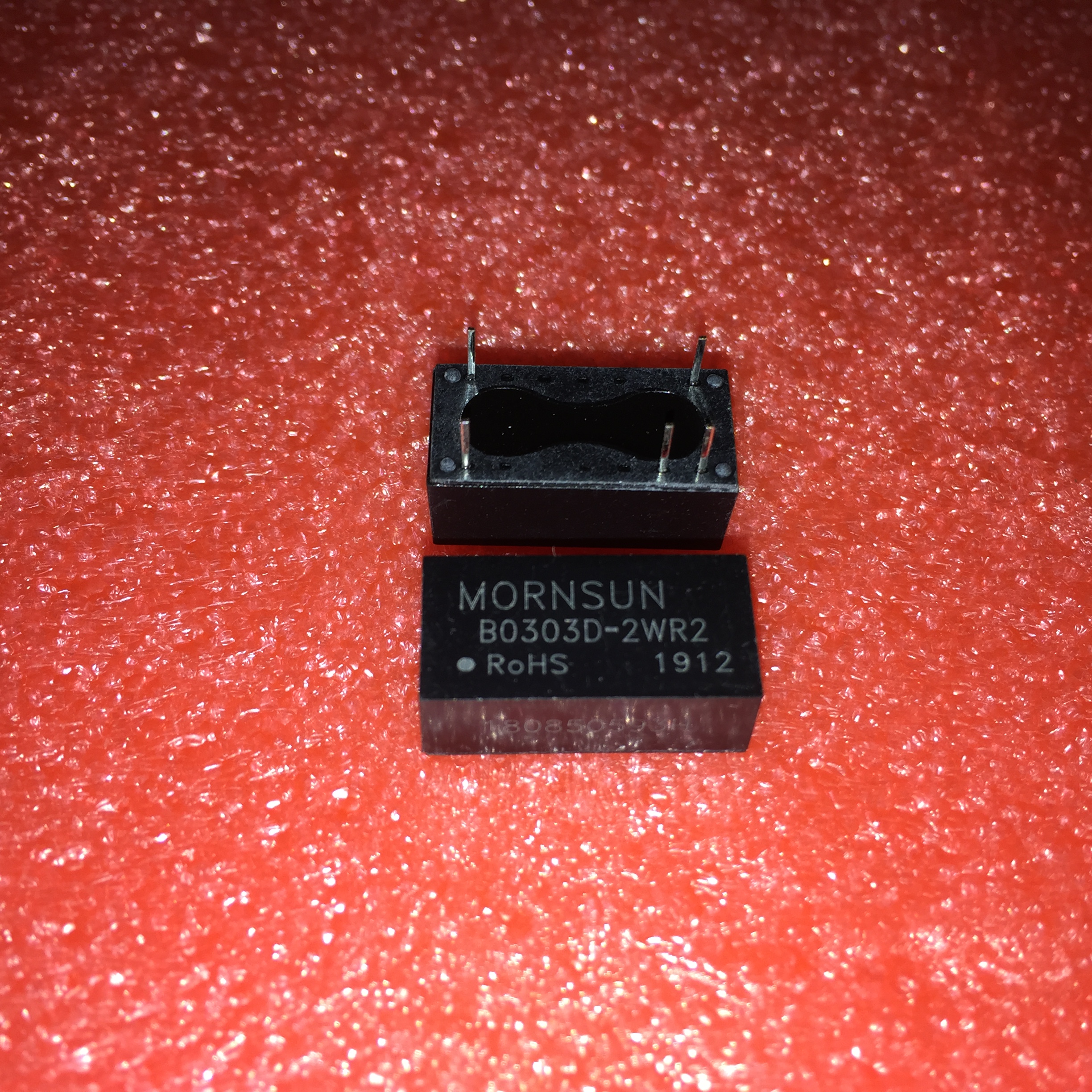 B0303D-2WR2金升阳DC-DC电源模块3.3V转3.3V 2W 400mA全新原装