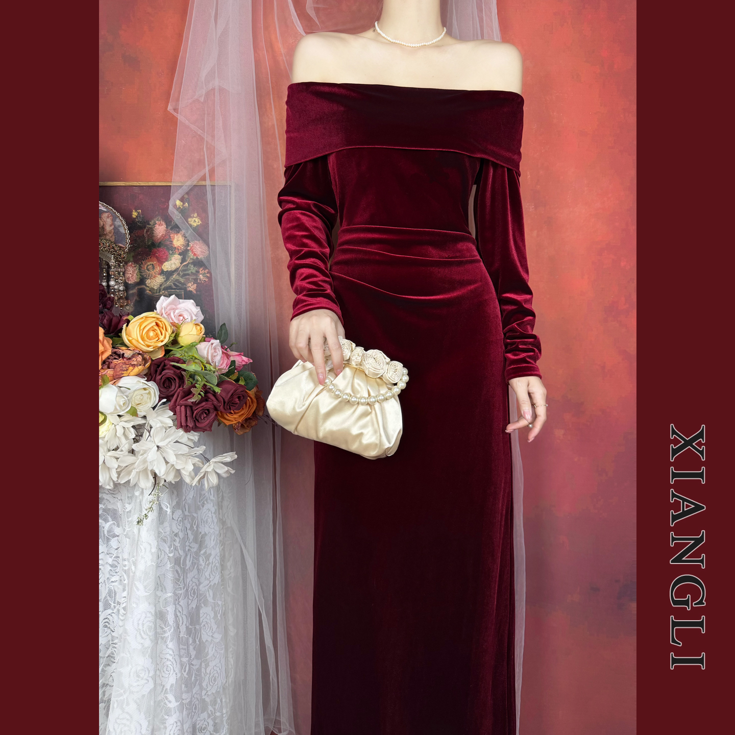 巷里法式一字肩丝绒订婚敬酒礼服