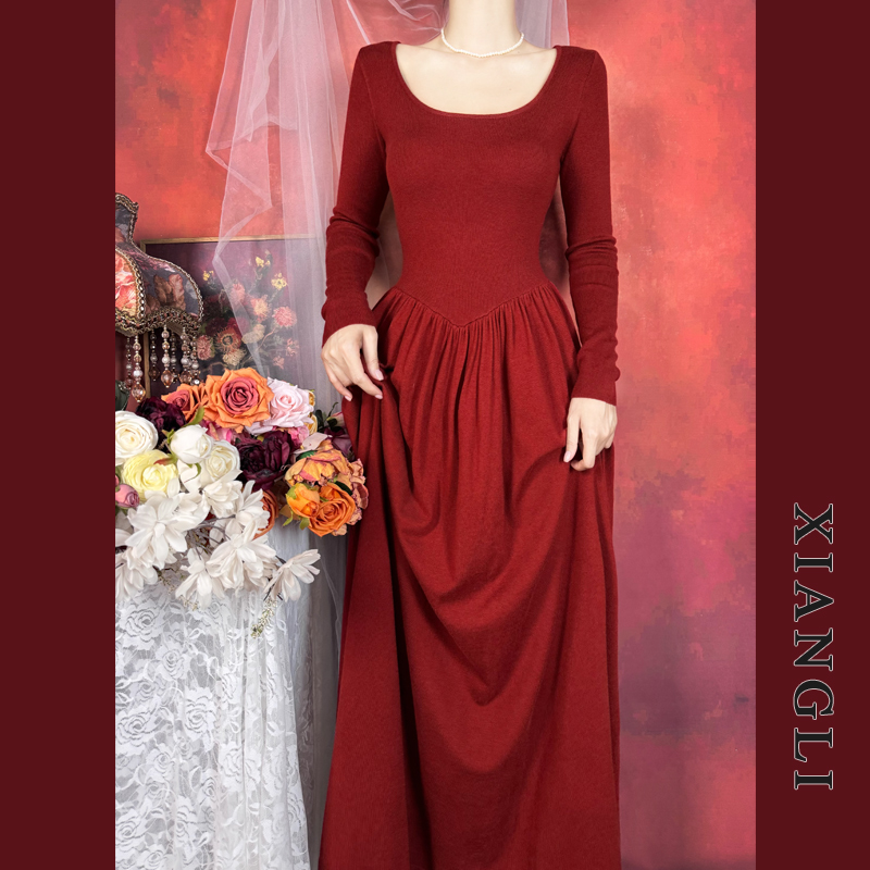 巷里复古红色订婚结婚大摆针织裙