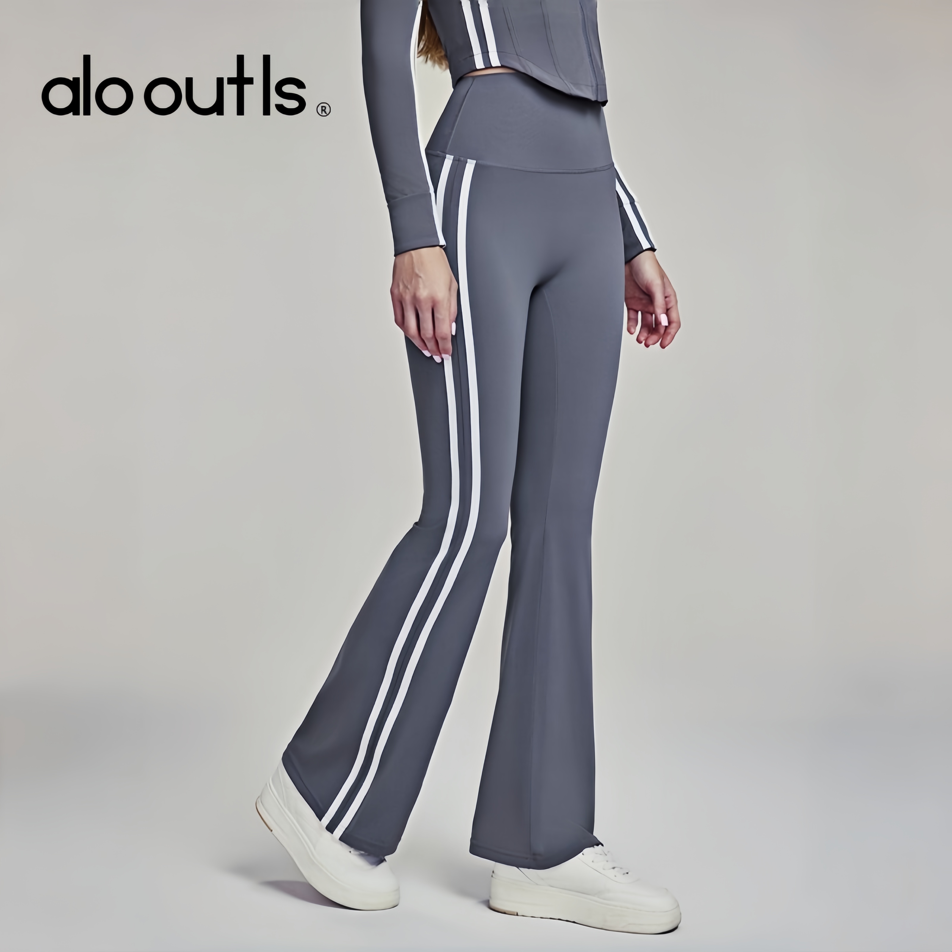 高腰条纹喇叭裤显瘦百搭