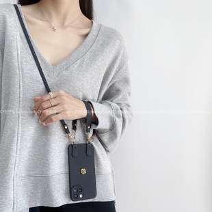 简约气质山茶花黑色斜挎绳适用vivox200promini手机壳x100x90背带s20全包s191817女iqoo13 z9x手提防摔 neo10