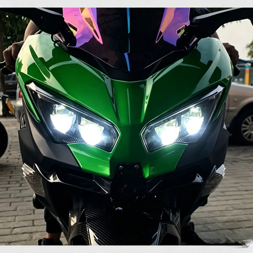 适用川崎Ninja400/650/ZX4R大灯总成改装灯光升级车灯LED矩阵透镜