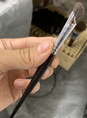 慕姿澜 传承N05  镰刀半扇形鼻影刷精准斜角修容刷羊毛沧州化妆刷