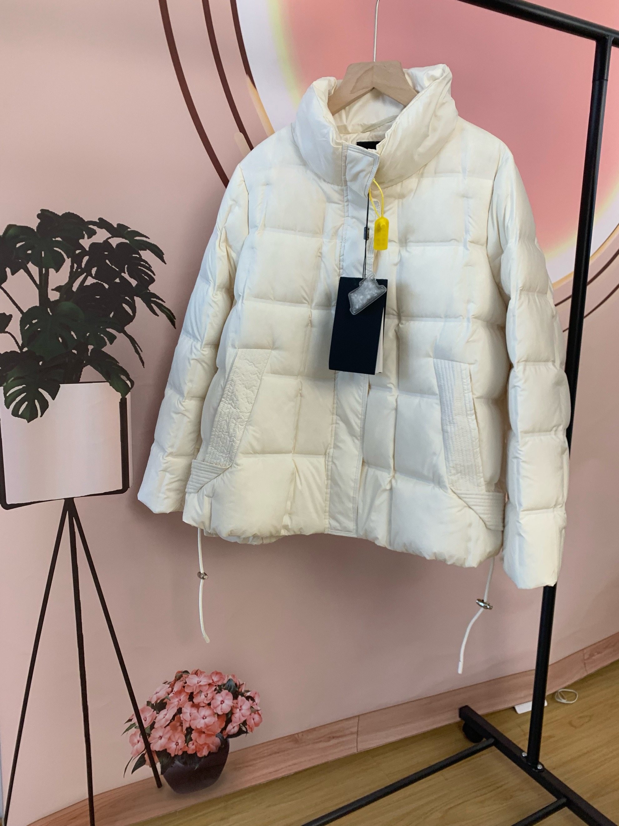 2025新款羽绒服女短款韩版休闲加厚气质连帽显瘦白鸭绒,女装/女士精品,羽绒服,淘宝优惠券,粉丝福利购,淘宝优惠卷