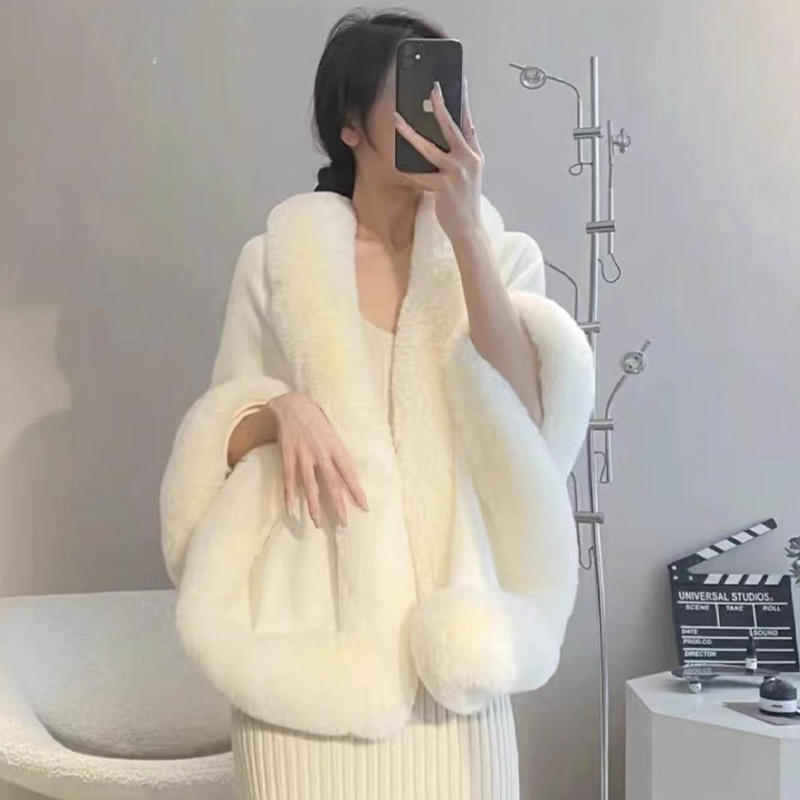 沫朵薇冬季毛披肩韩版女婚庆晚宴