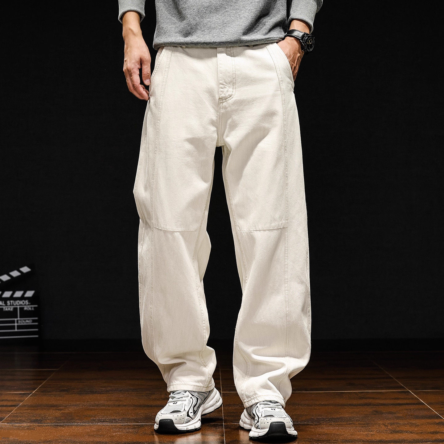 法国高端品牌白色纯棉弯刀牛仔裤男冬季宽松阔腿直筒休闲裤子新款